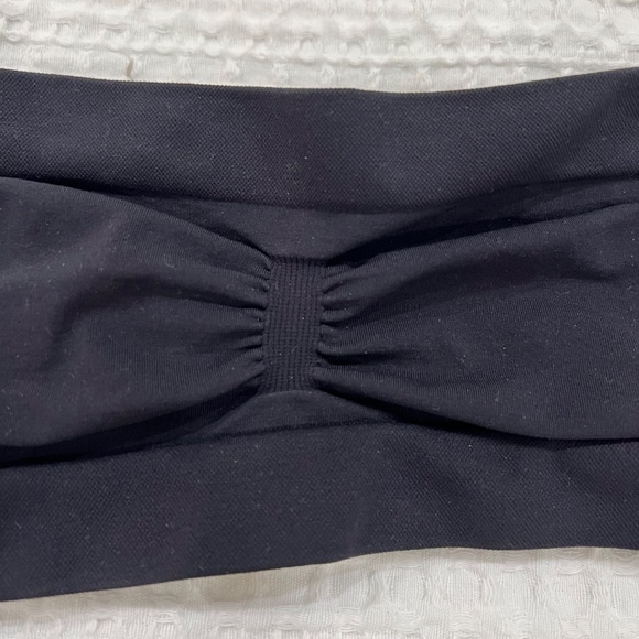 Skims Bandeau Strapless Bra, XXS, Black, Strapless Bra, SKIMS - Picture 2 of 5